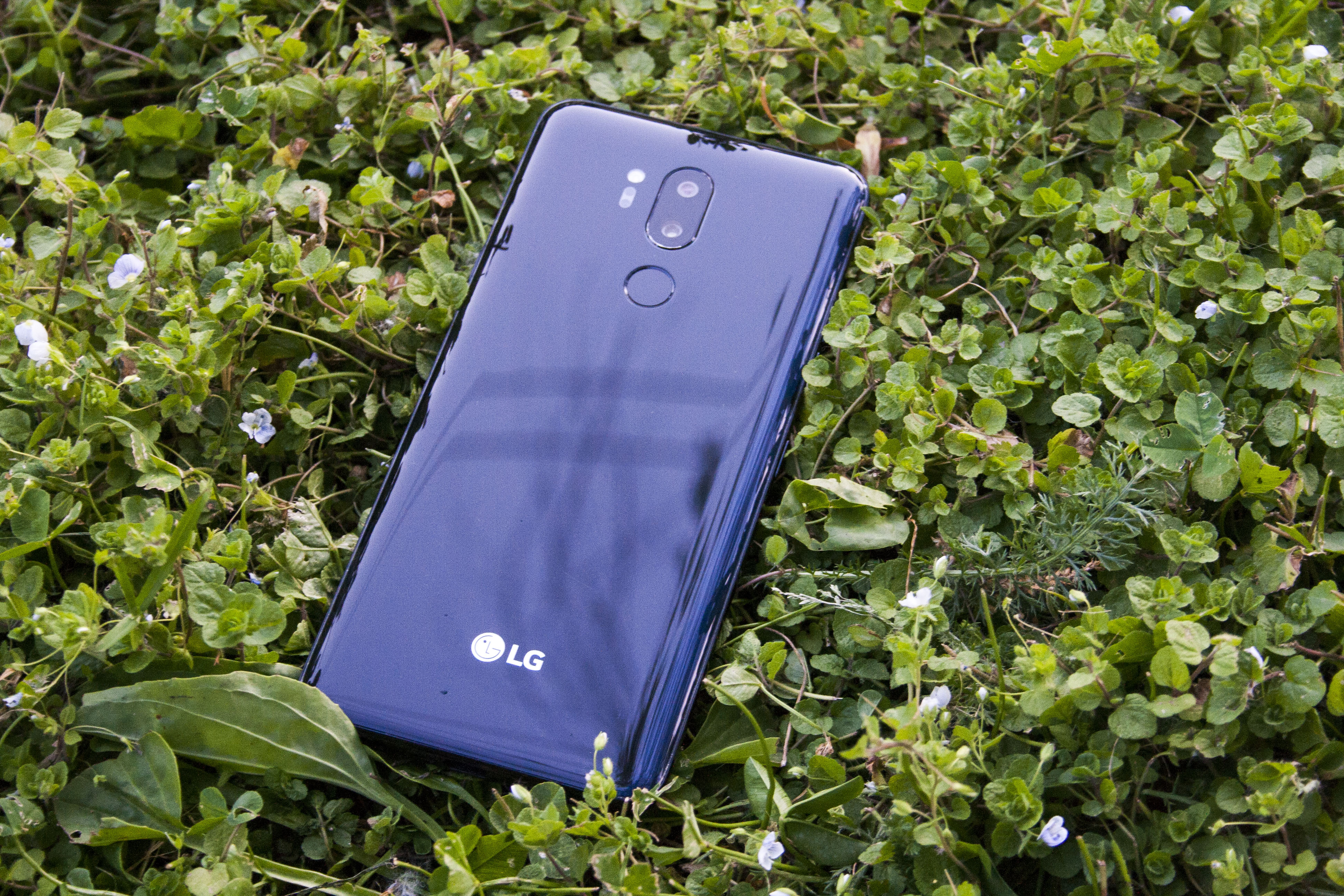 Обзор LG G7 ThinQ: флагман с широкоугольной камерой и классным звуком