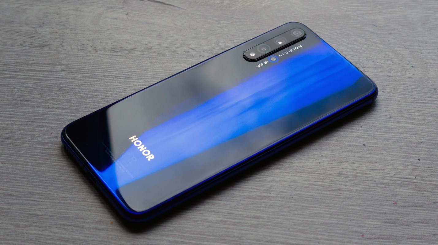 Обзор Honor 20: Доступный флагман с четырьмя камерами