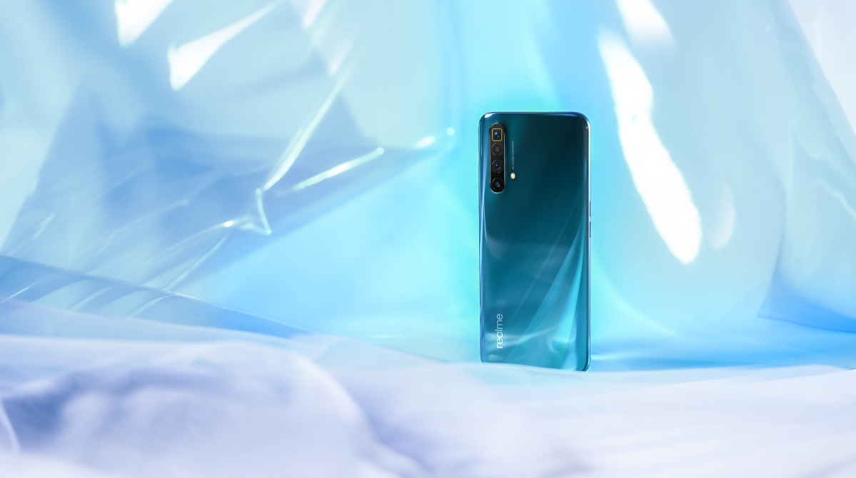 Смартфон Realme X3 Superzoom 12/256Gb Glacier Blue: купить по цене 27 990  рублей в интернет магазине МТС